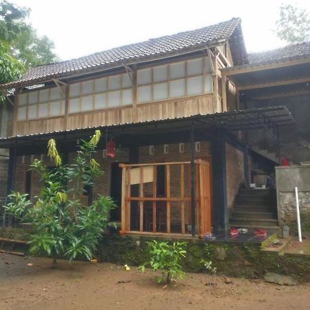 Homestay Kurnia Bantul Buitenkant foto