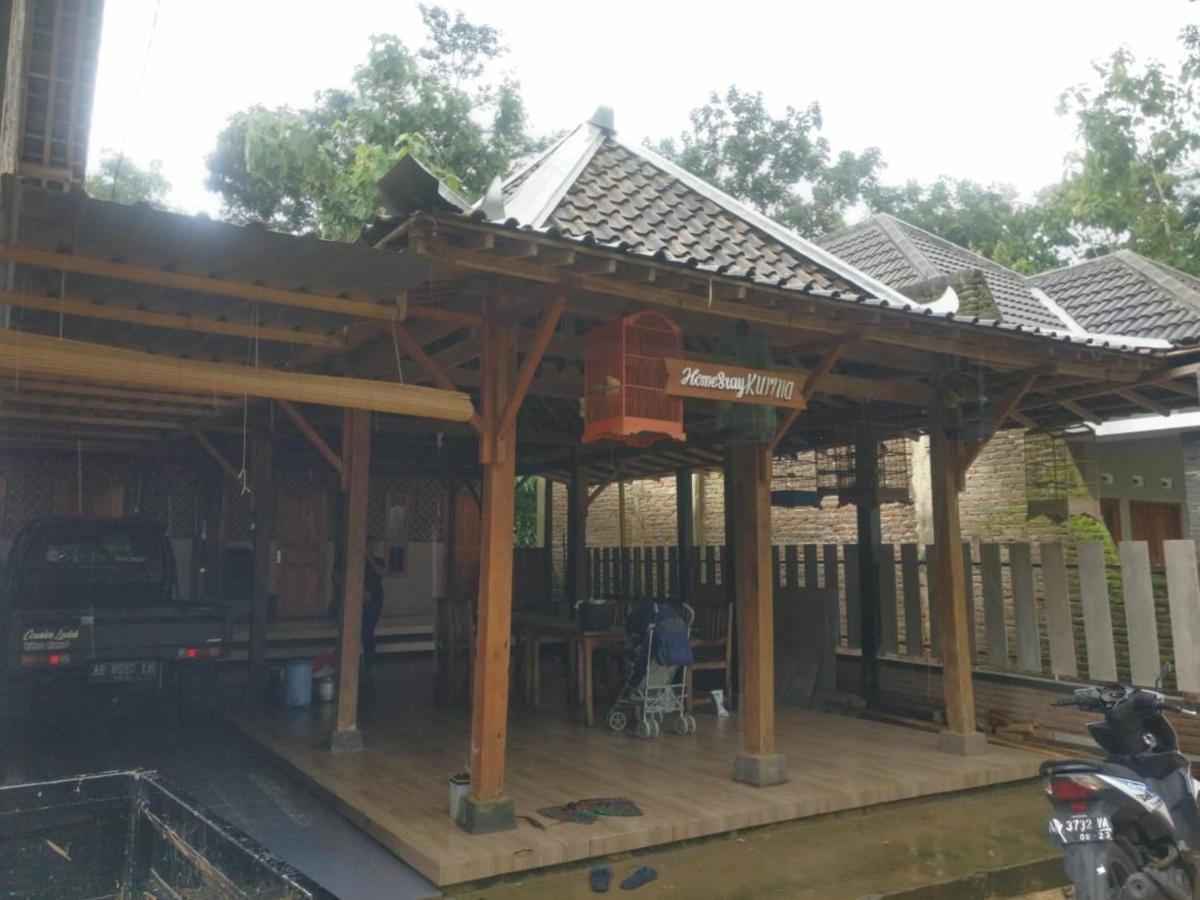 Homestay Kurnia Bantul Buitenkant foto